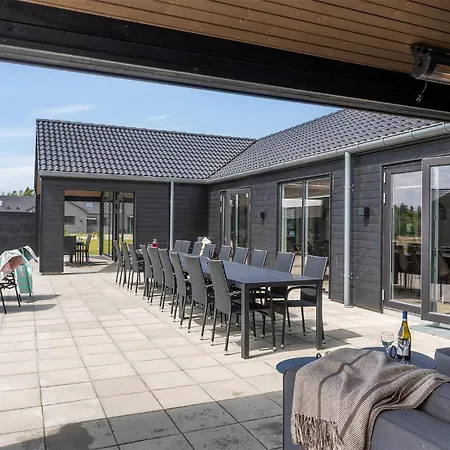 Beautiful Home In Norre Nebel With Sauna *